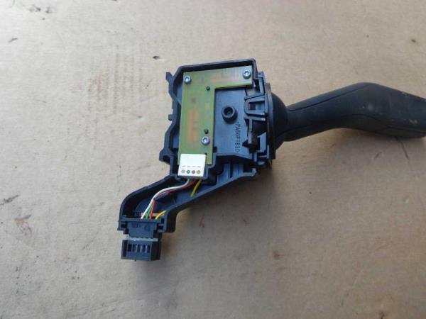 COMMODO VW/AUDI/SEAT/SKODA ( COTE CLIGNOTANT ) - Vue 2